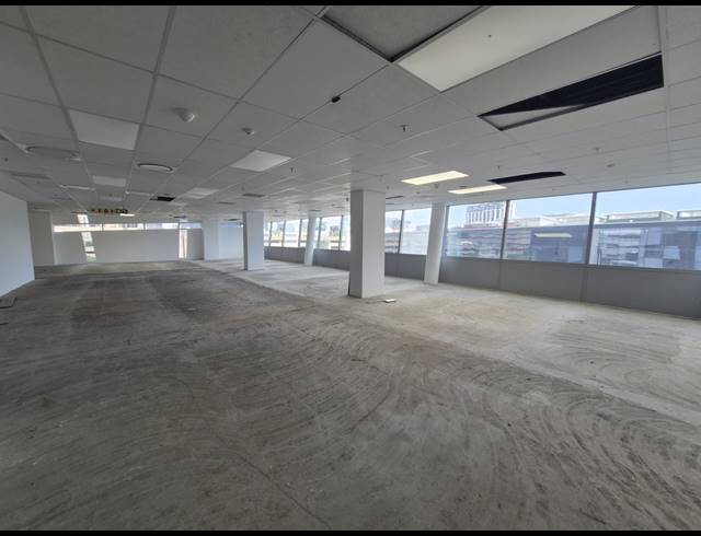 423M² OFFICE TO LET IN SANDTON CENTRAL